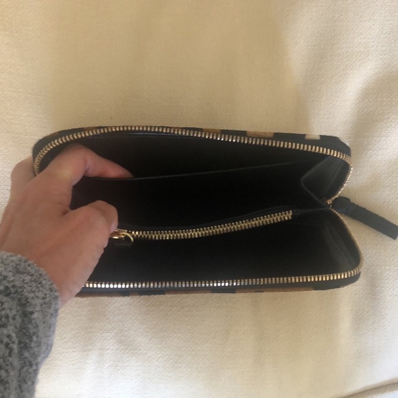 NWOT Faux Leopard Fur Wallet - Picture 4 of 8